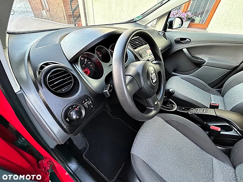 Seat Altea 1.6 Reference Comfort - 16