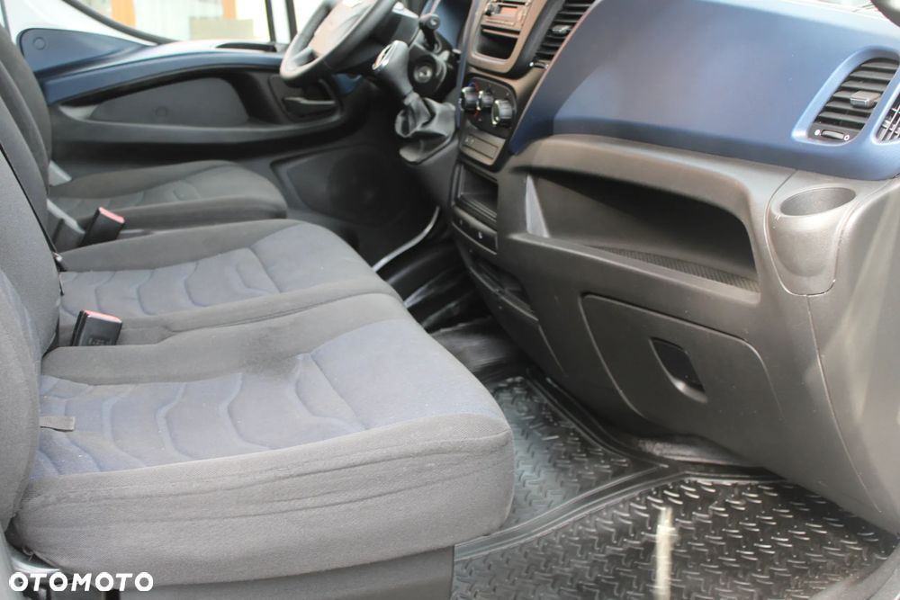 Iveco DAILY - 29