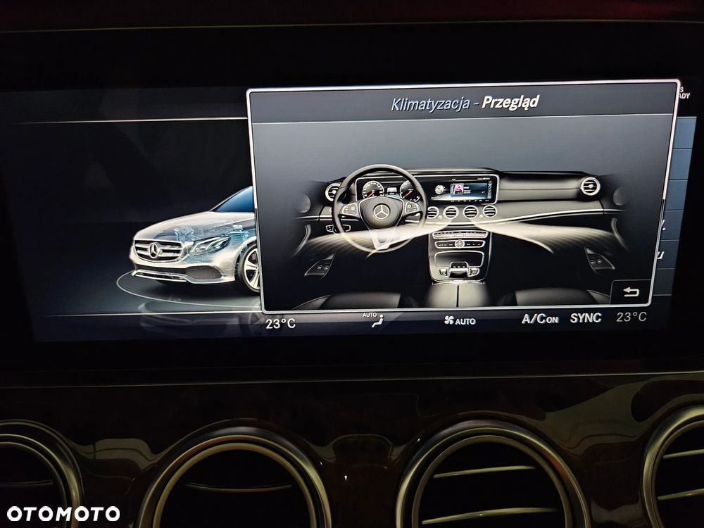 Mercedes-Benz Klasa E 220 d 4-Matic Business Edition 9G-TRONIC - 22