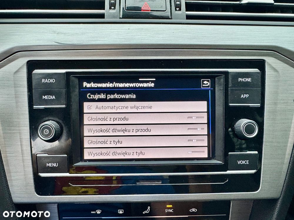 Volkswagen Passat 1.5 TSI EVO Business DSG - 30