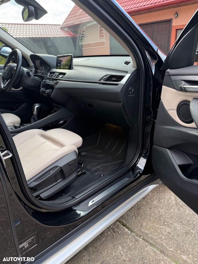 BMW X1 xDrive20i Aut. Sport Line - 14