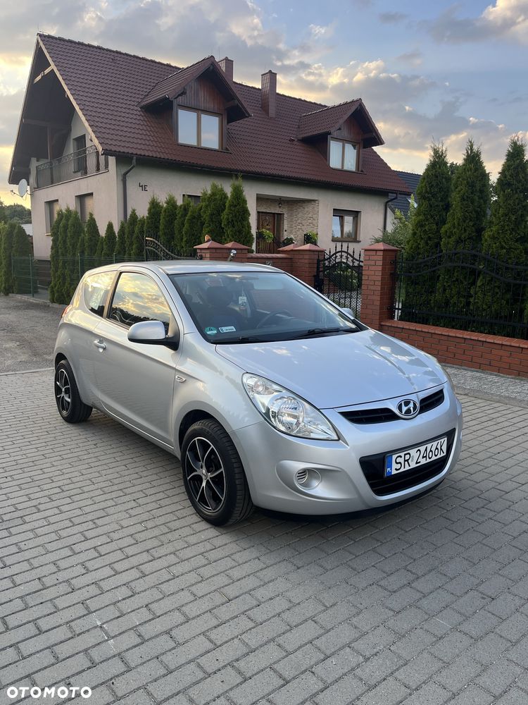 Hyundai i20 - 2