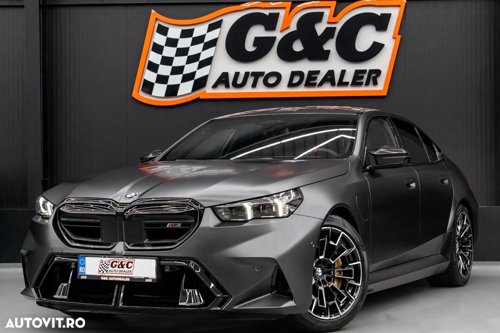 BMW M5 xDrive - 1