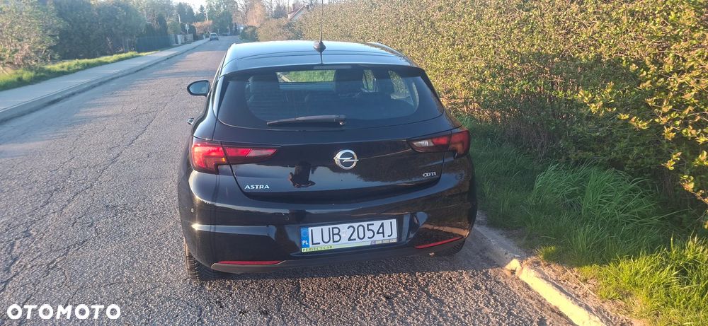 Opel Astra 1.6 CDTI Enjoy - 3