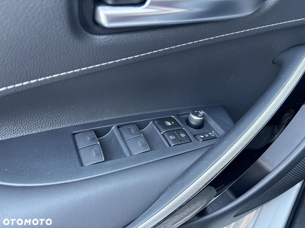 Toyota Corolla 1.8 Hybrid Comfort - 17