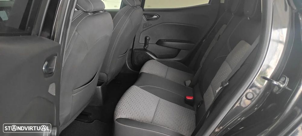 Renault Clio 1.0 TCe Limited - 19