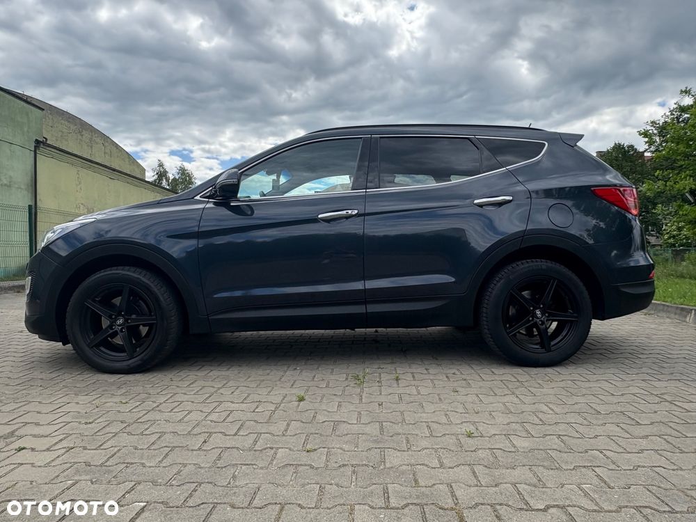 Hyundai Santa Fe 2.2 CRDi 2WD Automatik Style - 4