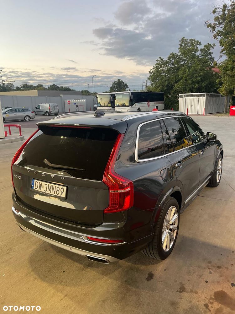 Volvo XC 90 - 21