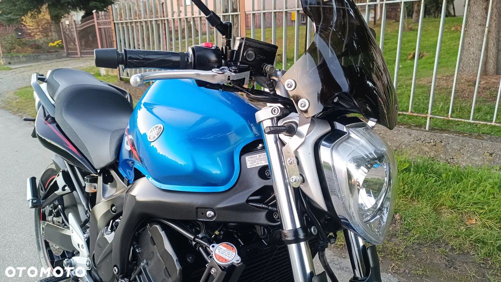 Yamaha FZ - 5