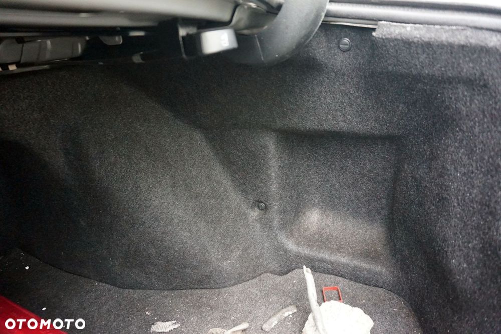 BOCZEK TAPICERKA BAGAŻNIKA PRAWA CIVIC VIII SEDAN 84601-SNK-R01-ZA HONDA 2006-2010 - 1