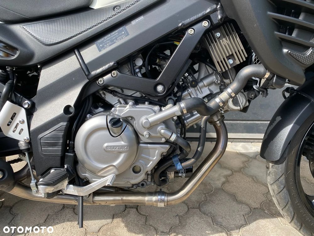 Suzuki V-STROM - 11