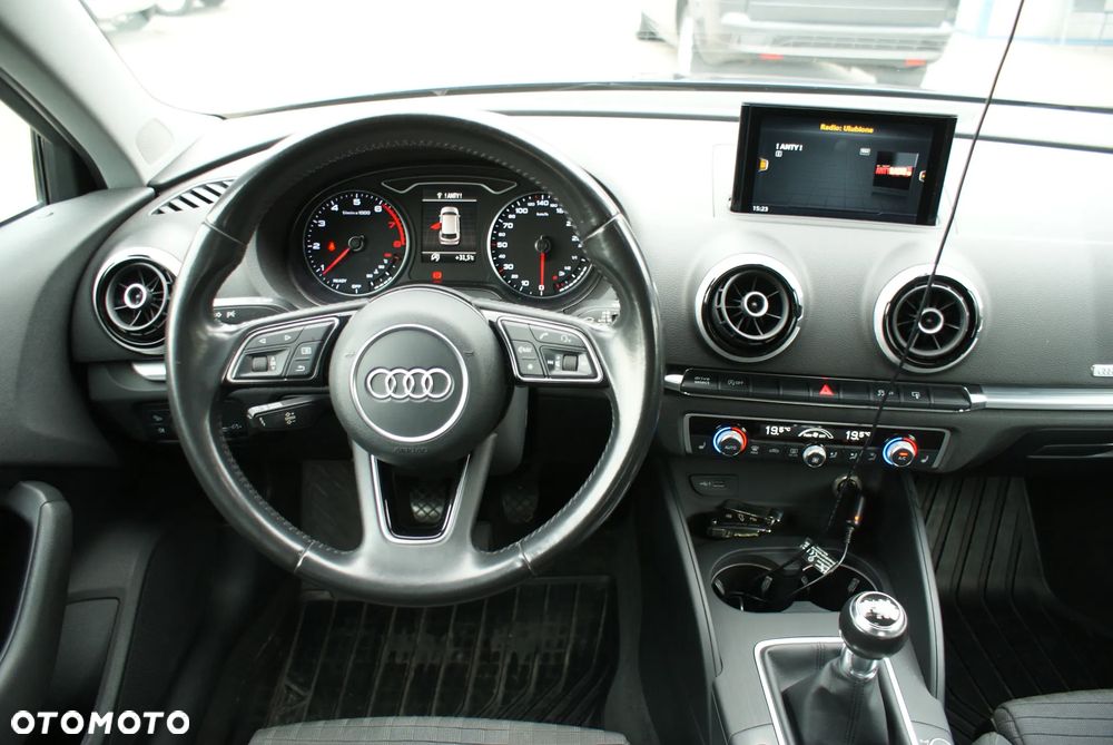 Audi A3 Sportback - 8