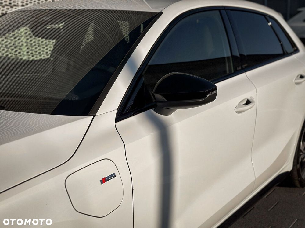 Audi A3 Sportback - 12