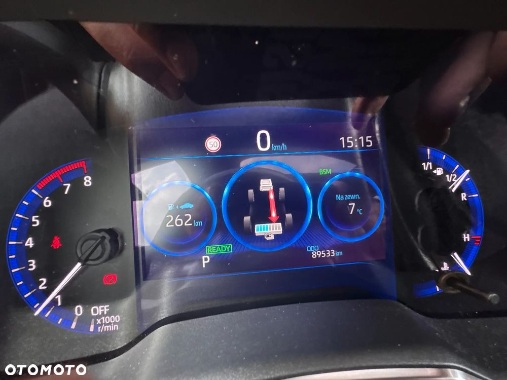 Toyota Corolla 2.0 Hybrid Executive - 8