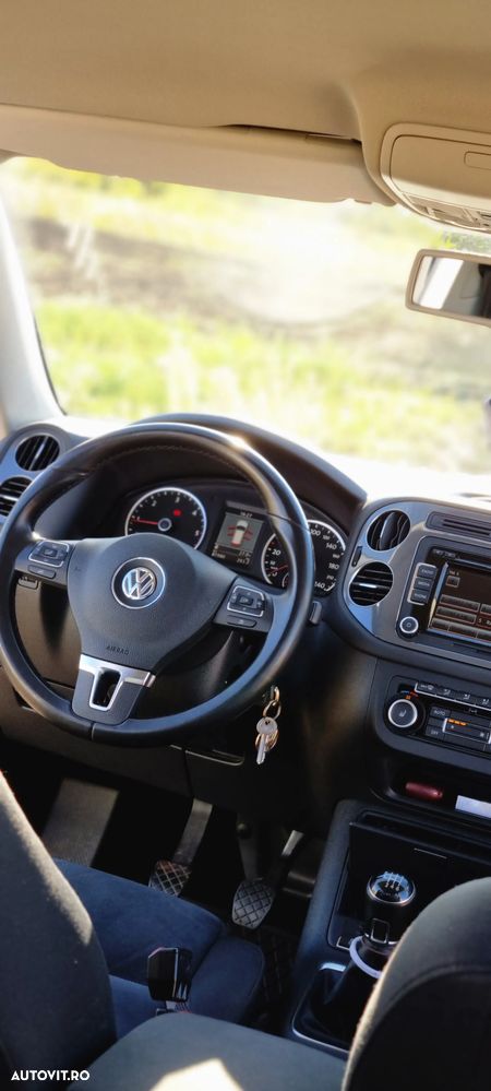 Volkswagen Tiguan 2.0 TDI 4Motion Track & Style - 6