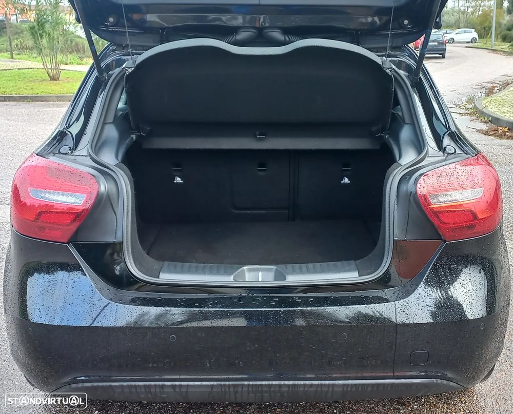 Mercedes-Benz A 180 CDI (BlueEFFICIENCY) Urban - 12