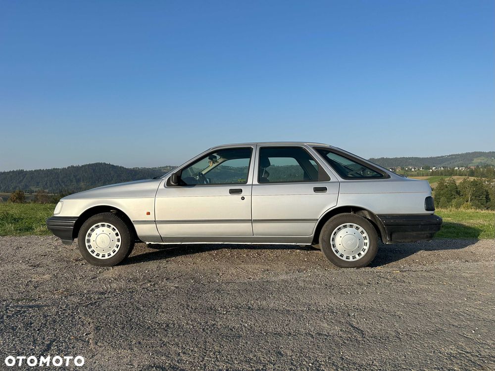 Ford Sierra - 2