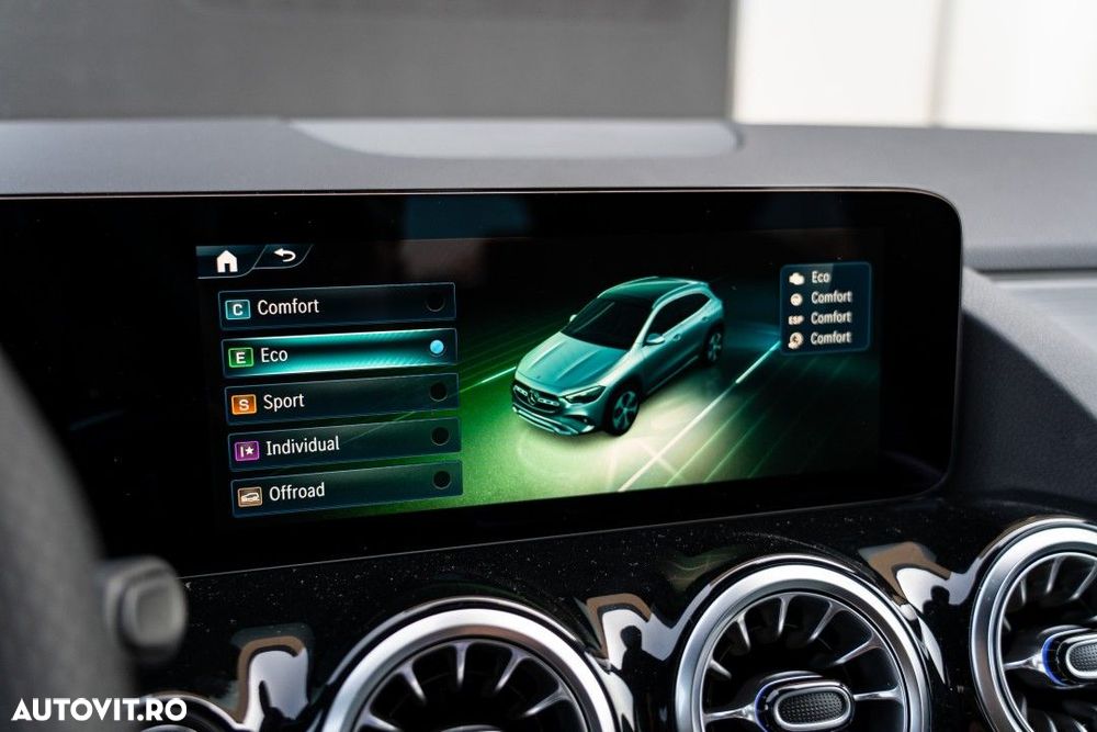 Mercedes-Benz GLA 250 4MATIC Aut. - 35