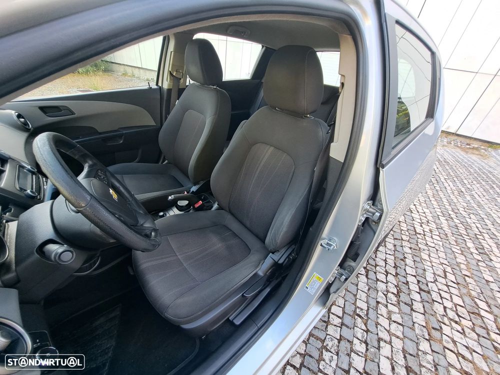 Chevrolet Aveo 1.2 LTZ - 6