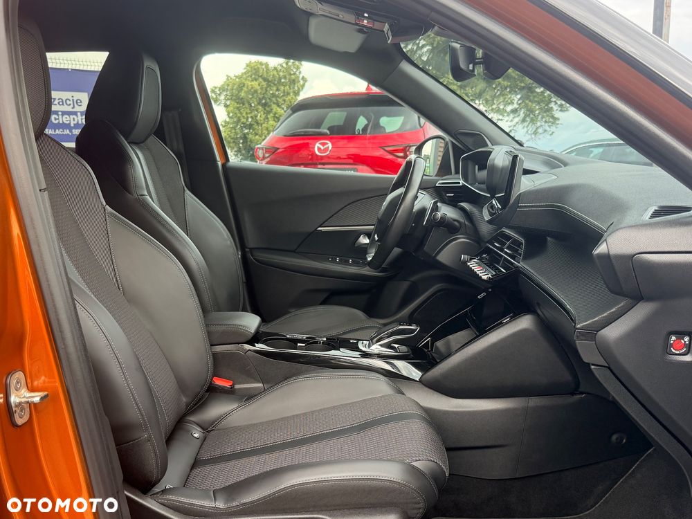 Peugeot 2008 BlueHDi 130 GT S&S EAT8 - 22