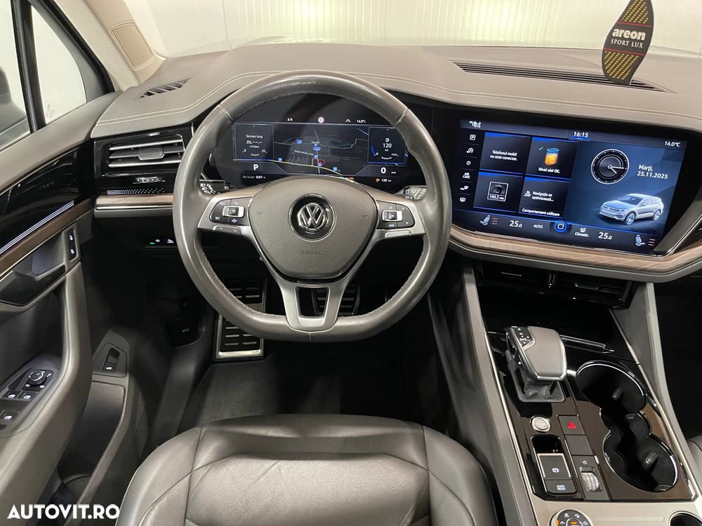 Volkswagen Touareg V6 TDI Elegance - 6