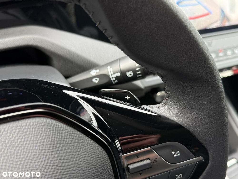 Peugeot 308 1.2 mHEV Allure S&S e-DCS6 - 20