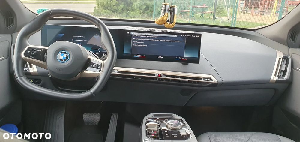 BMW iX xDrive40 - 2