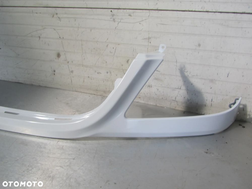 Mercedes Sprinter 906 nosek -listwa pod grill (malowany) - 2