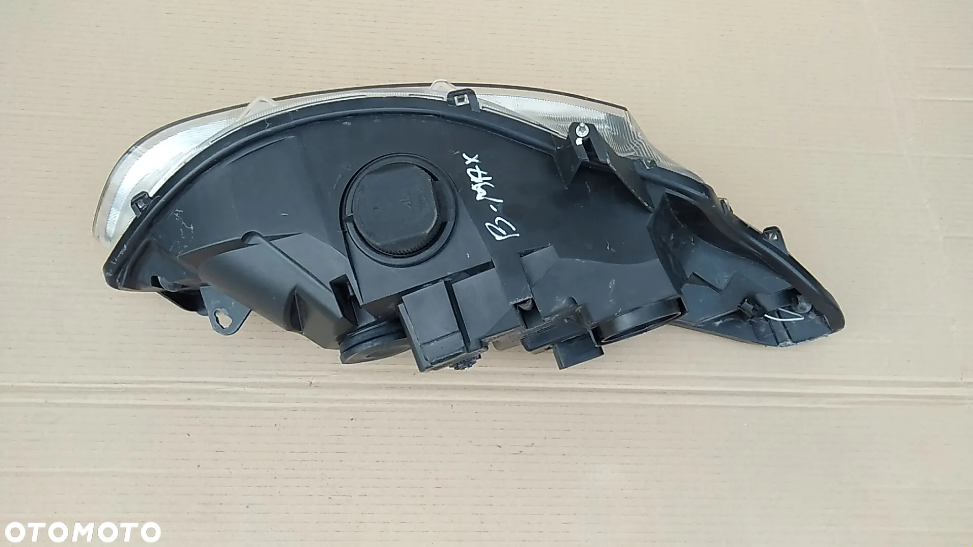 FORD B-MAX LAMPA LEWA PRZEDNIA REFLEKTOR - 2
