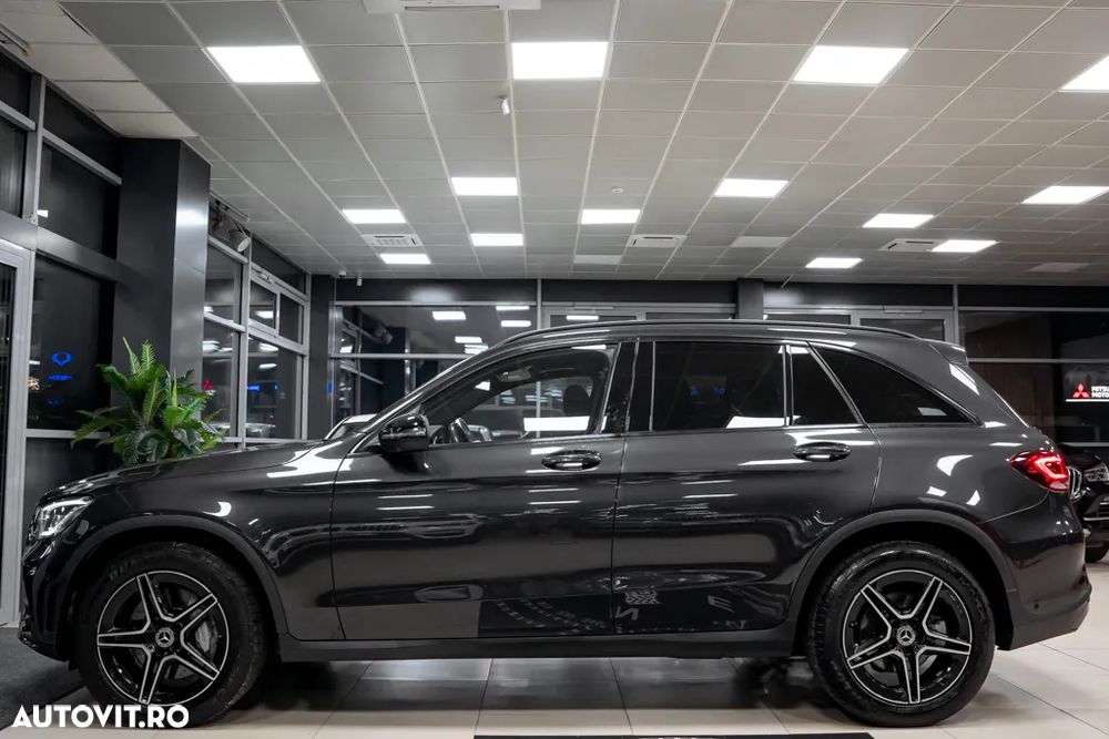 Mercedes-Benz GLC 220 d 4Matic 9G-TRONIC AMG Line - 39