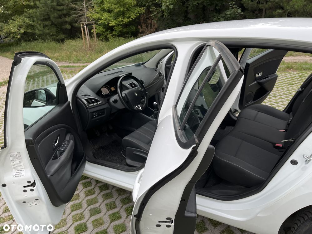 Renault Megane 1.5 dCi Business - 10
