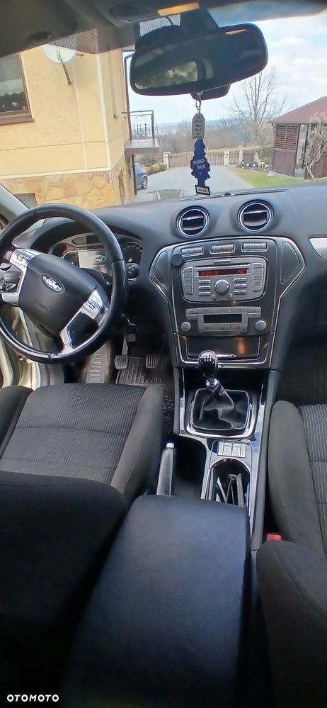 Ford Mondeo 2.0 TDCi Titanium - 8