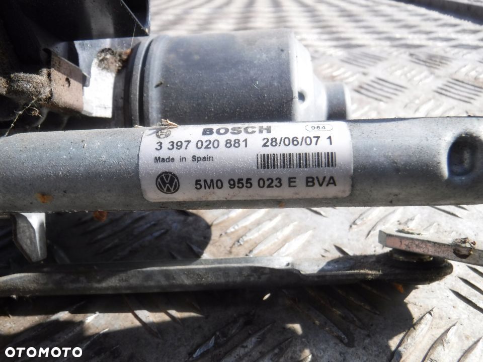 Golf V Plus silniczek wycieraczki lewy mechanizm 5M0955119B - 3
