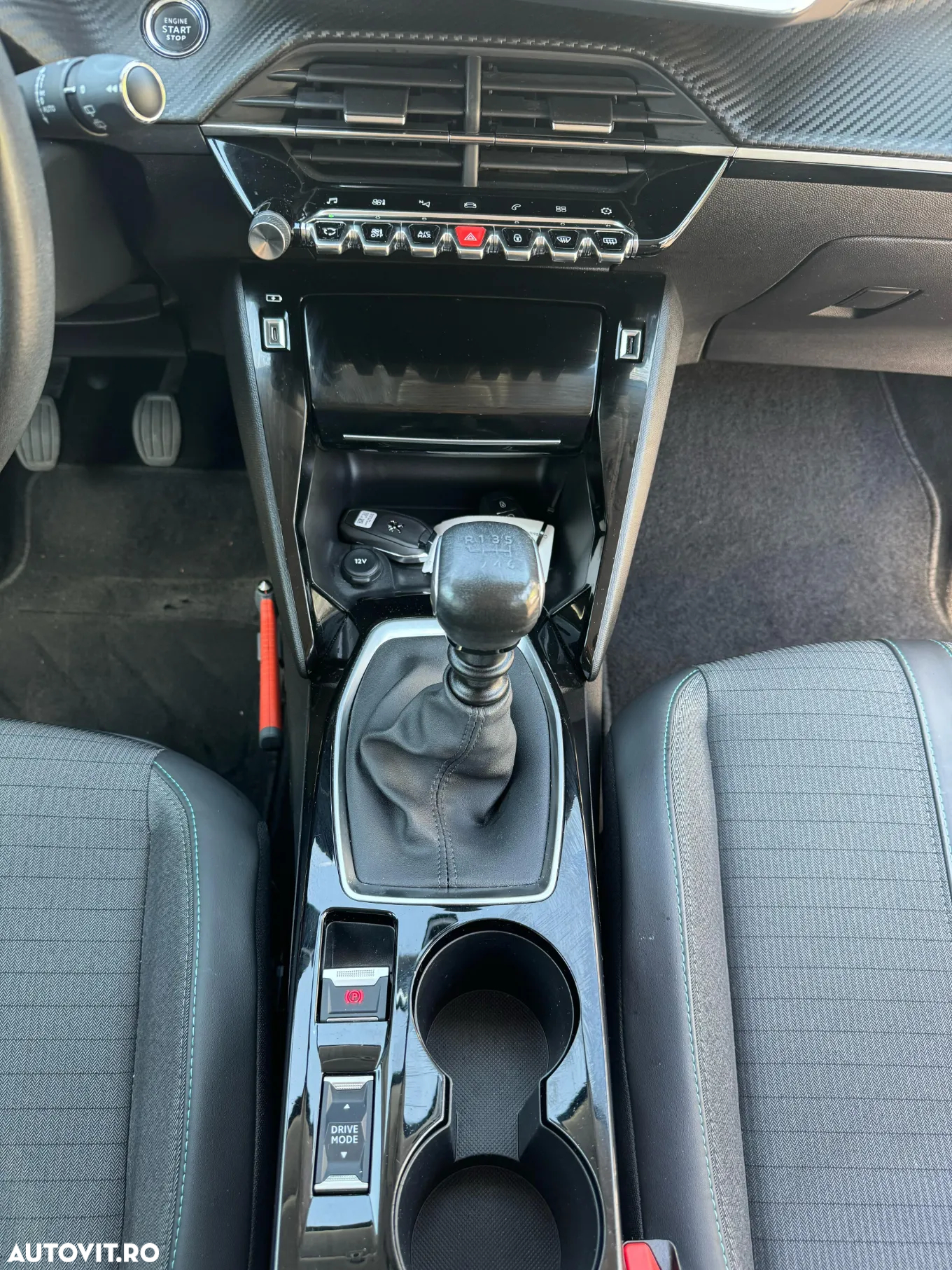 Peugeot 208 PureTech 100 Allure - 9