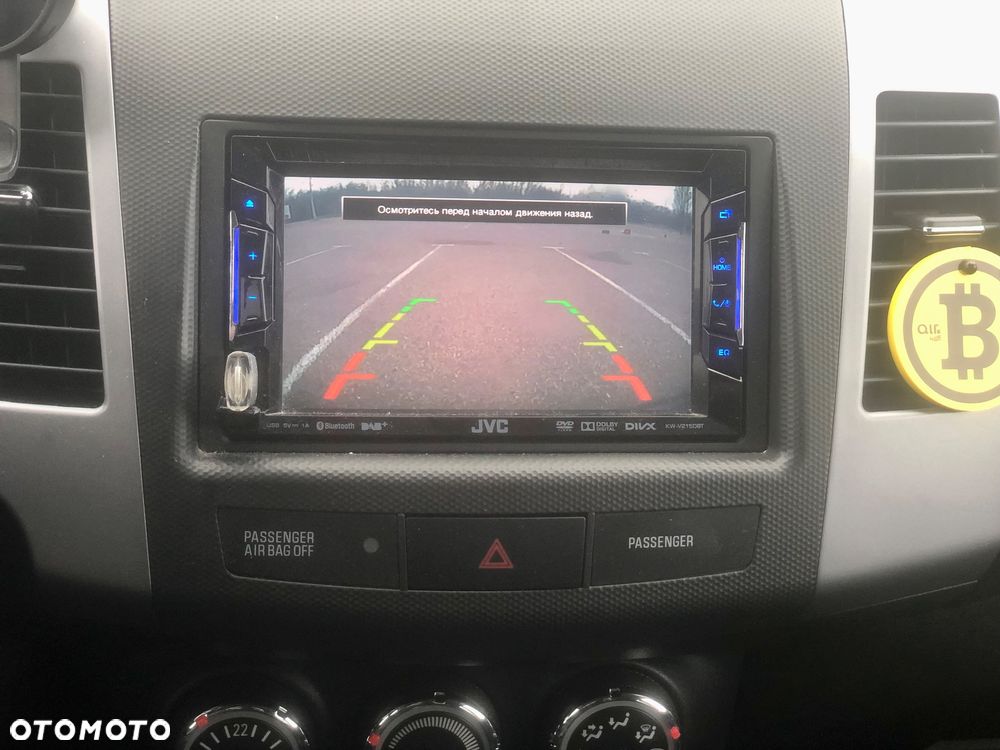 Mitsubishi Outlander 2.2 DID Intense + TC-SST - 11