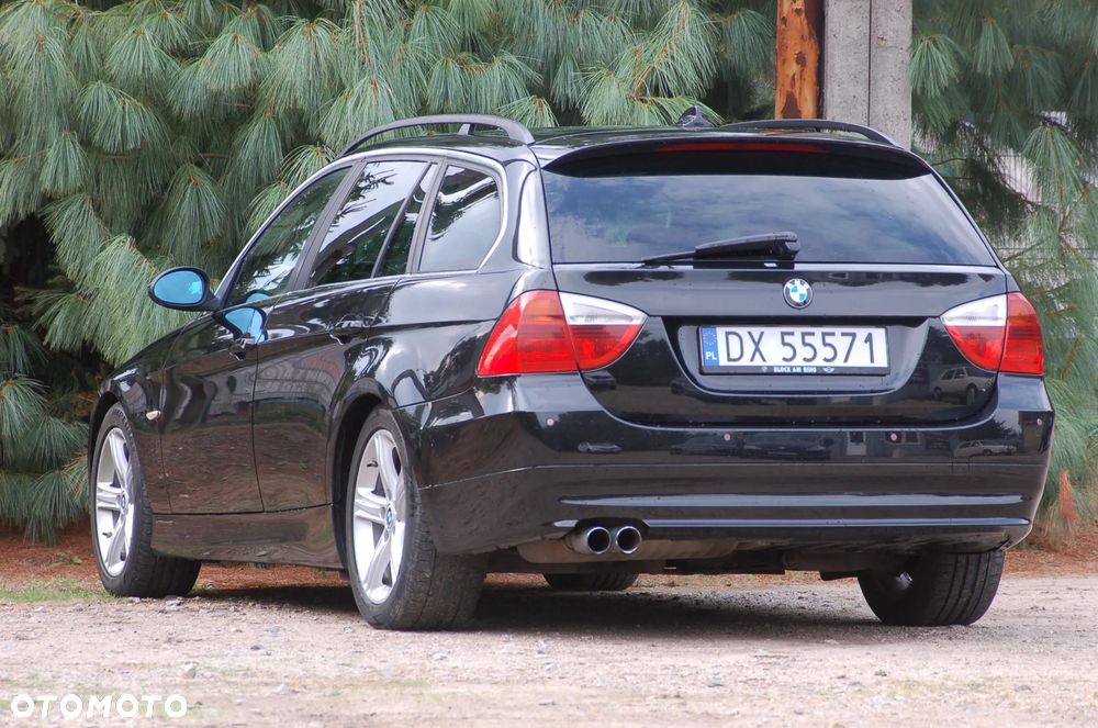 BMW Seria 3 325i - 20