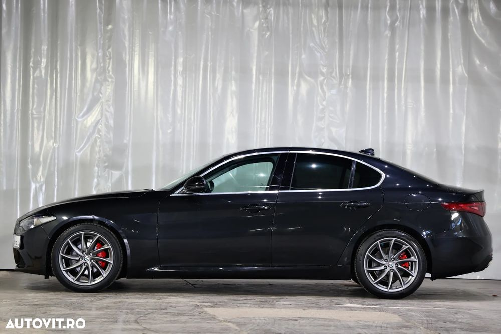 Alfa Romeo Giulia 2.2 - 39