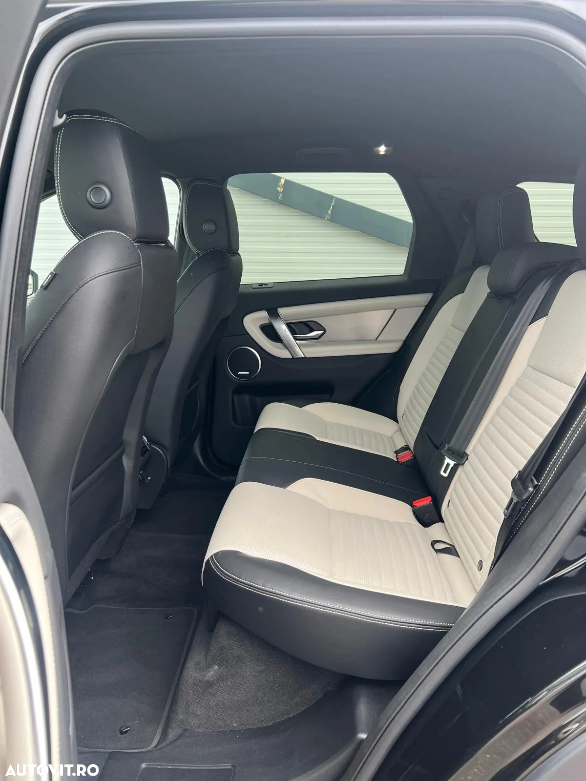 Land Rover Discovery Sport - 5