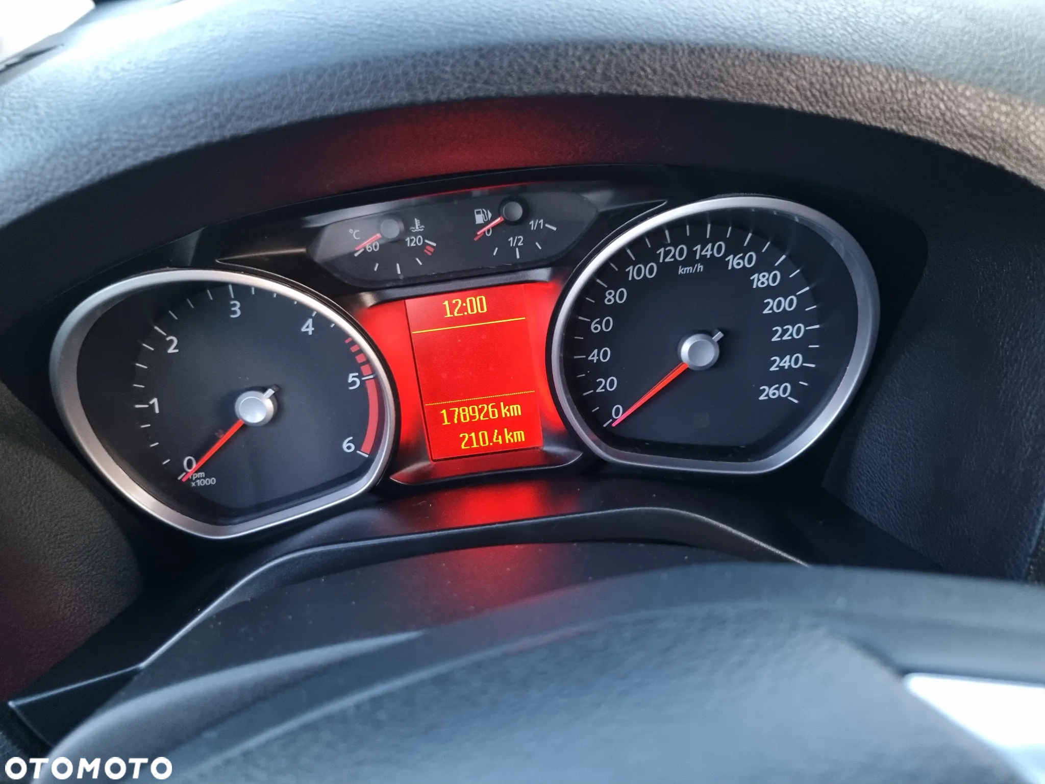 Ford Galaxy 2.0 TDCi Titanium - 23
