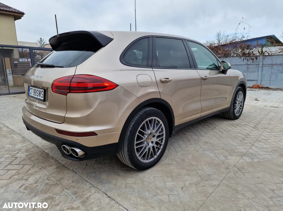 Porsche Cayenne 3.6 L S - 4