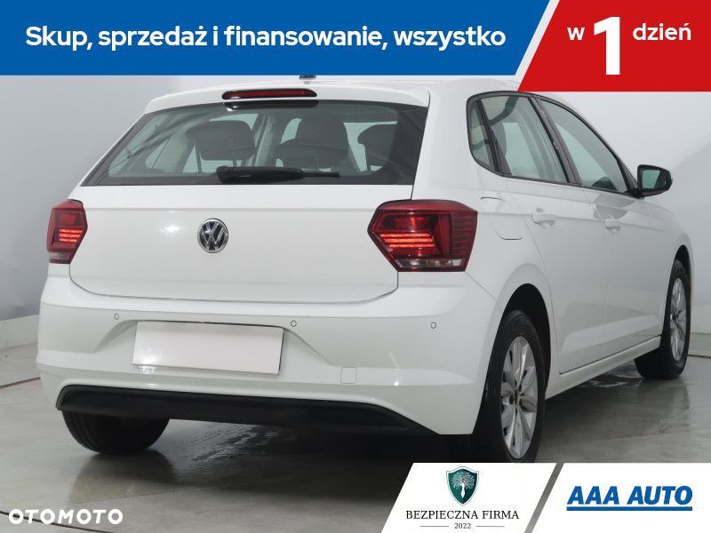 Volkswagen Polo - 7