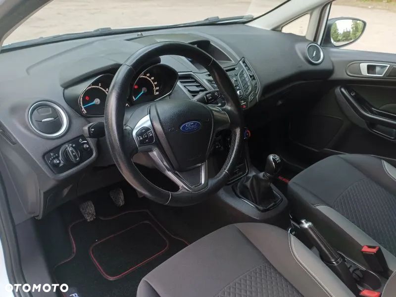 Ford Fiesta 1.25 Ambiente - 14