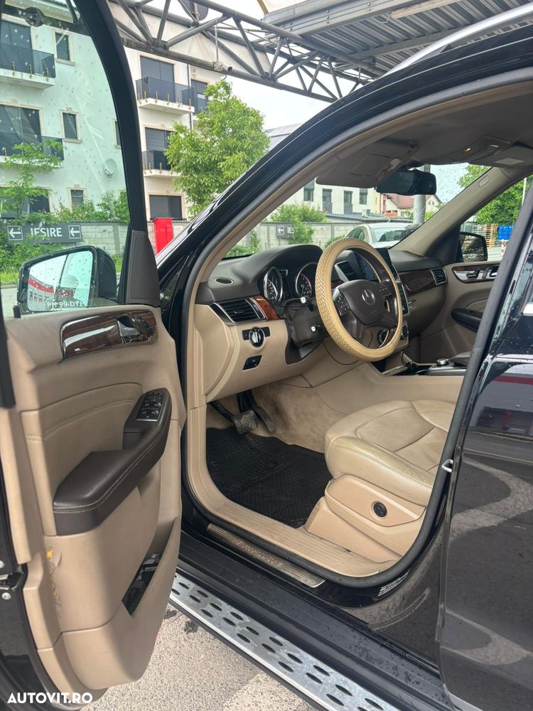 Mercedes-Benz ML - 9