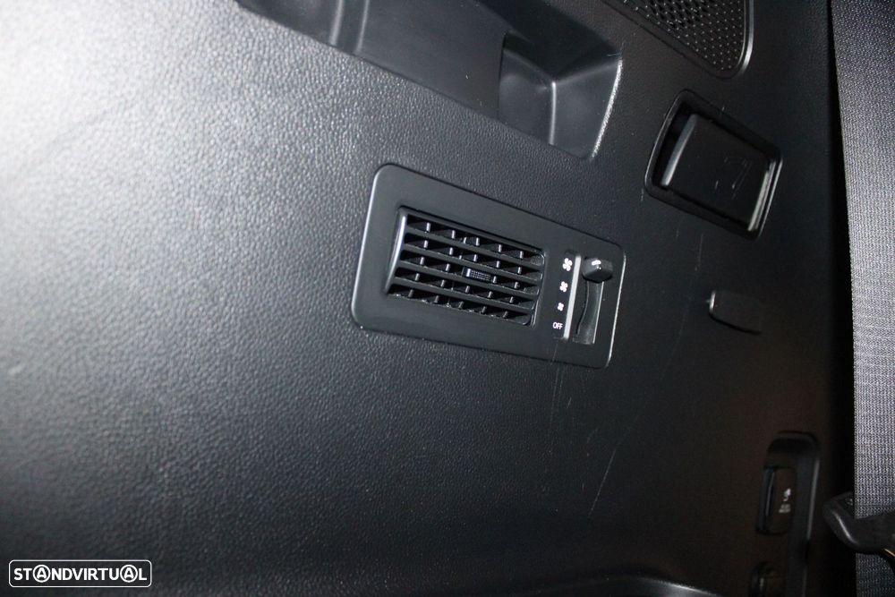 Hyundai Santa Fe 2.2 CRDi Premium Aut. - 42