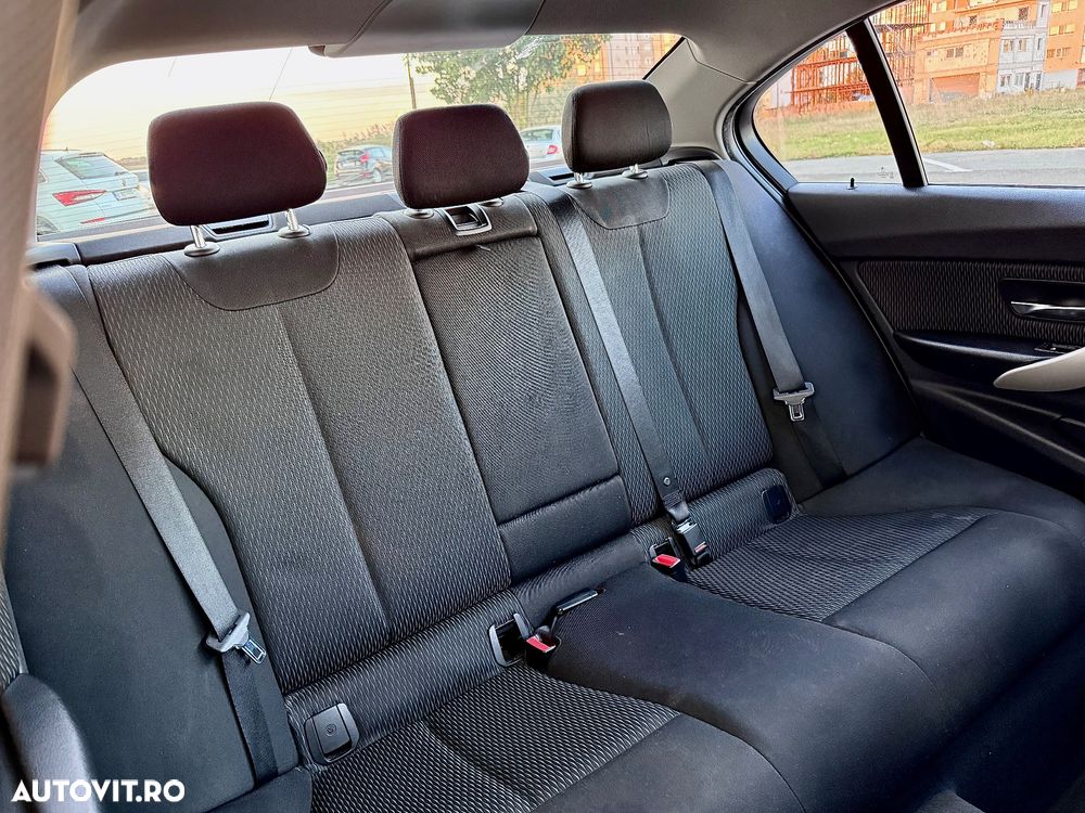 BMW Seria 3 - 20
