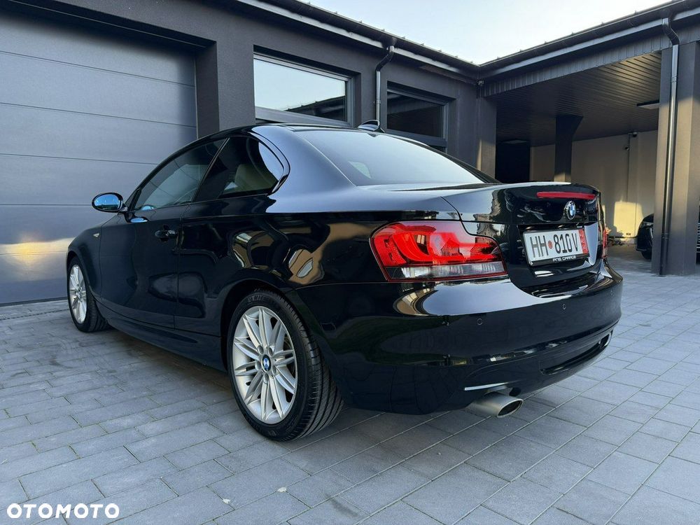 BMW Seria 1 120d Limited Edition Lifestyle mit M Sportpaket - 9