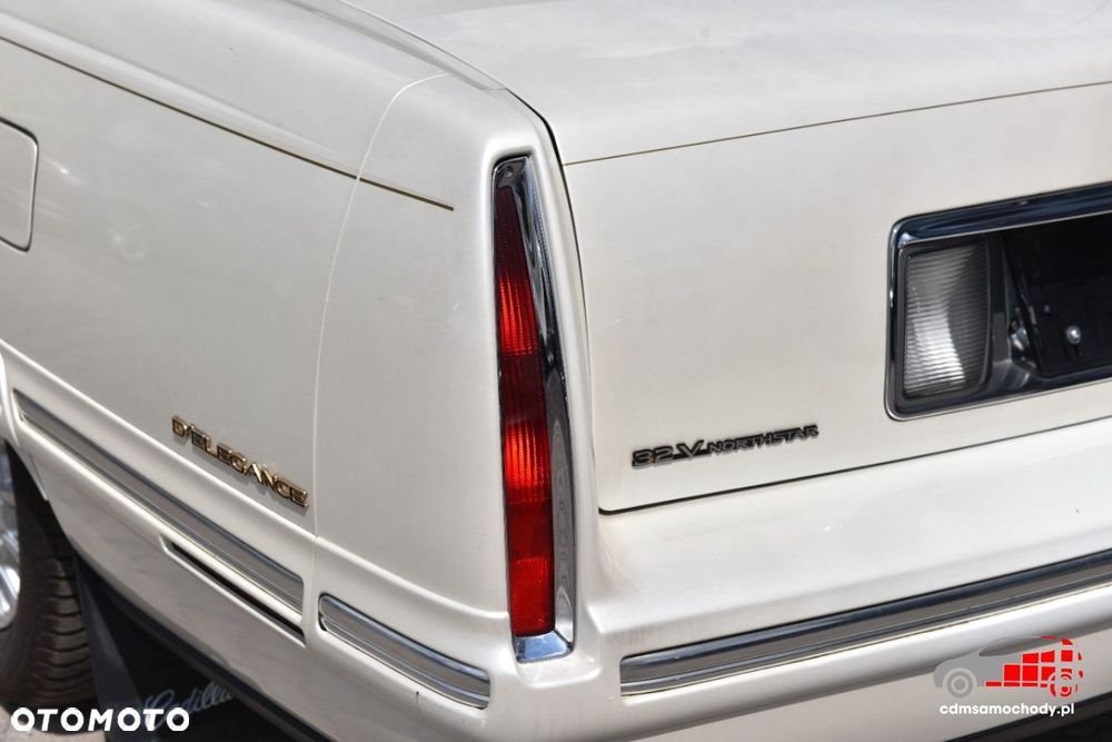 Cadillac Deville - 14