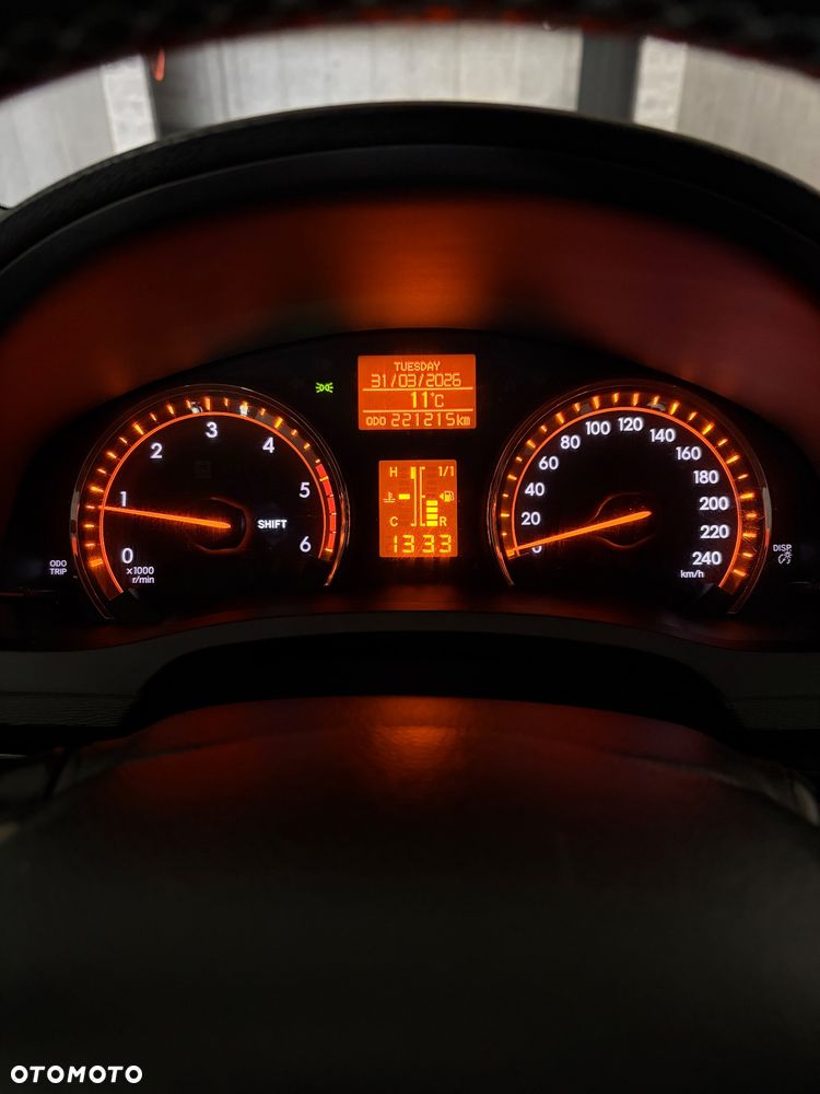 Toyota Avensis 2.0 D-4D Sol+NAVI - 14