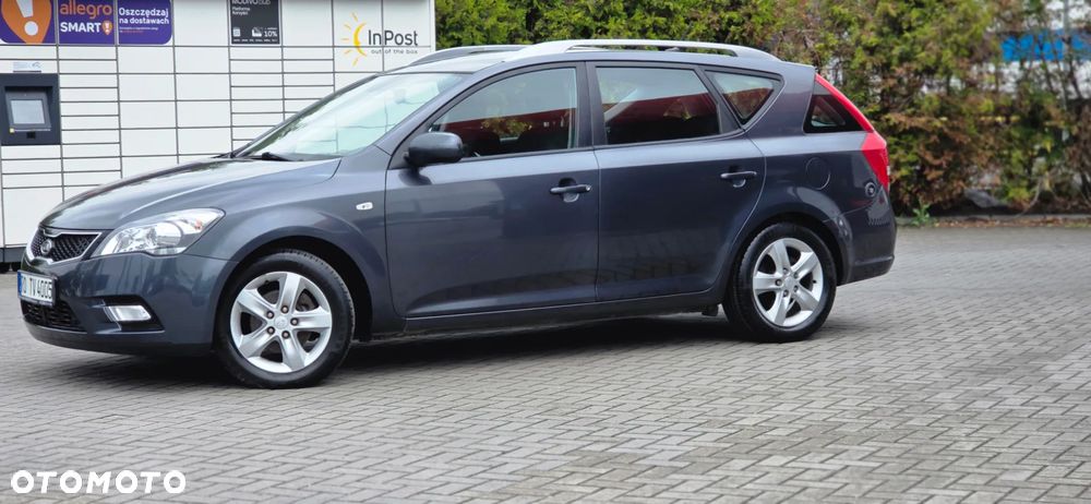 Kia Ceed 1.4 CVVT Dream-Team Edition - 8