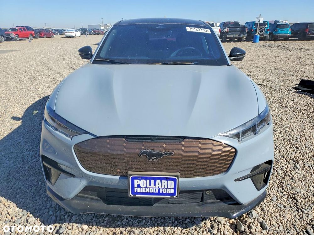 Ford Mustang Mach-E AWD GT - 6